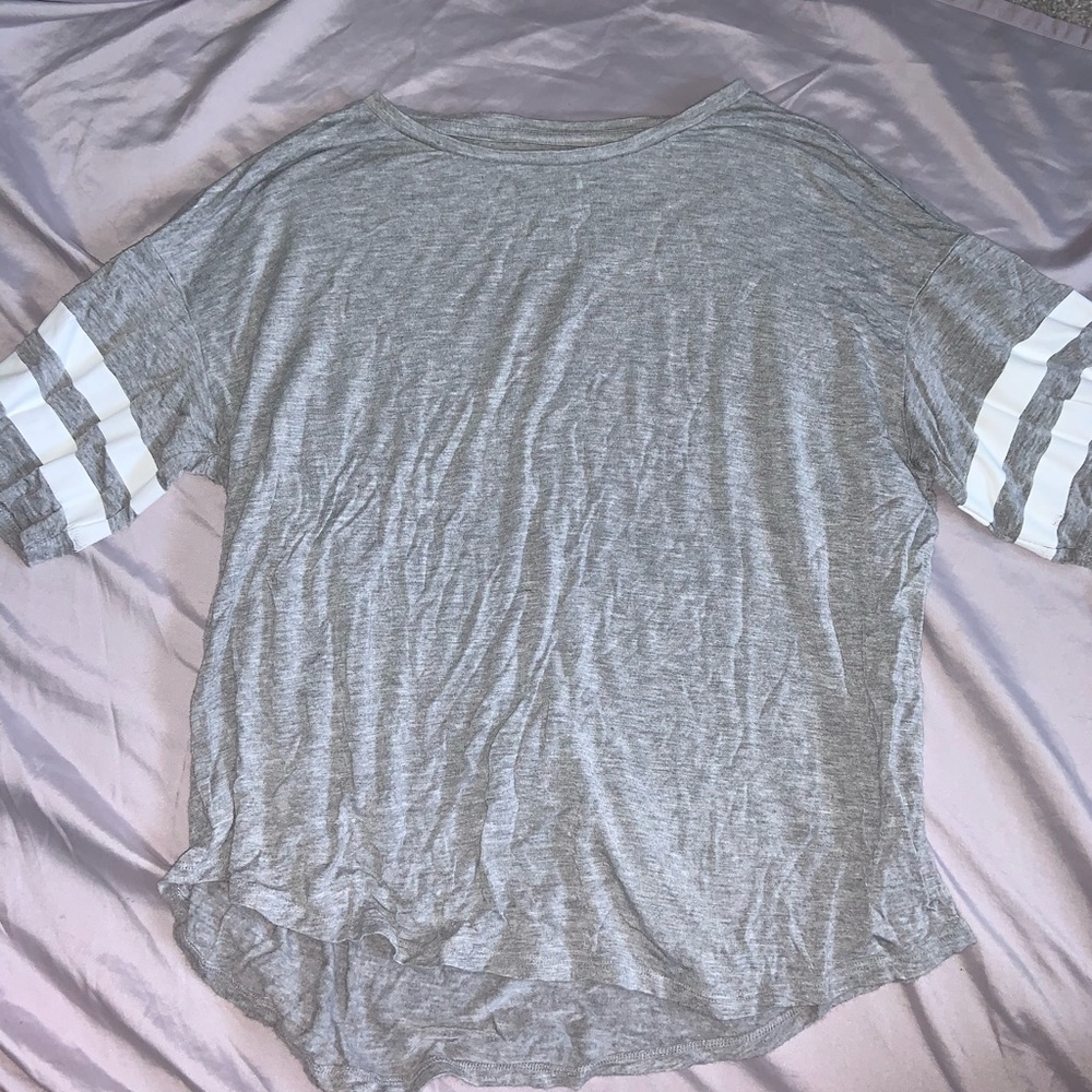 American eagle t shirt